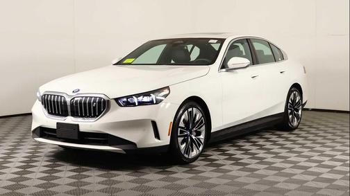 2025 BMW i5 xDrive40