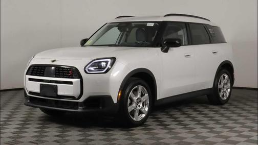 Nanuq White Metallic 2025 MINI Countryman Cooper S ALL4