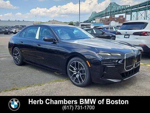 2025 BMW 740 i xDrive