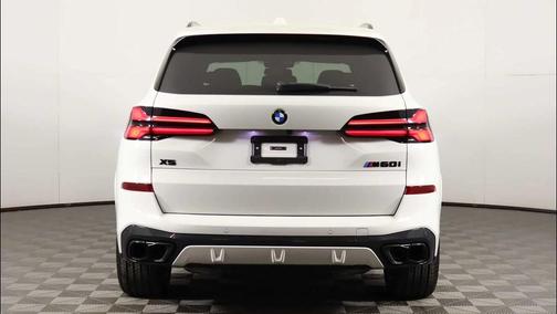 2026 BMW X5 M60i