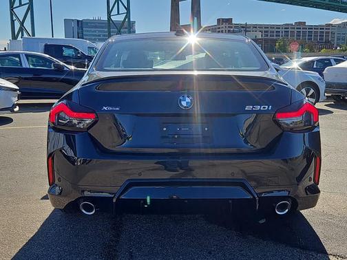 2025 BMW 230 i xDrive