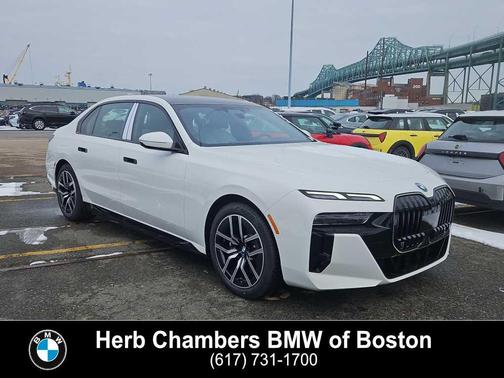 2025 BMW 750e i xDrive