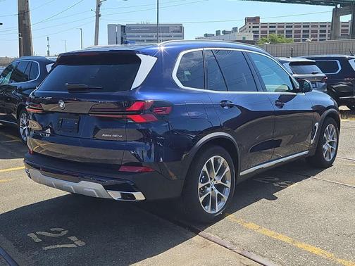 2026 BMW X5 PHEV xDrive50e