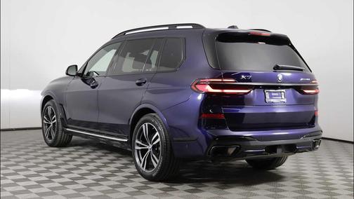 Tanzanite Blue II Metallic 2024 BMW X7 xDrive40i