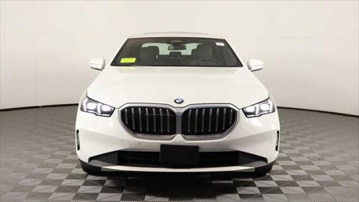 2024 BMW 530 i xDrive