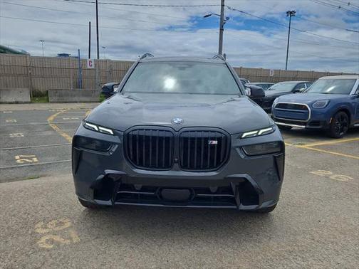 2026 BMW X7 M60i