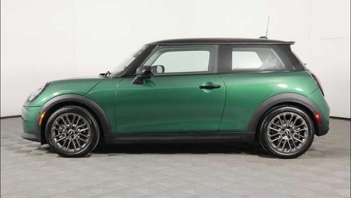 British Racing Green IV Metallic 2025 MINI Hardtop Cooper S