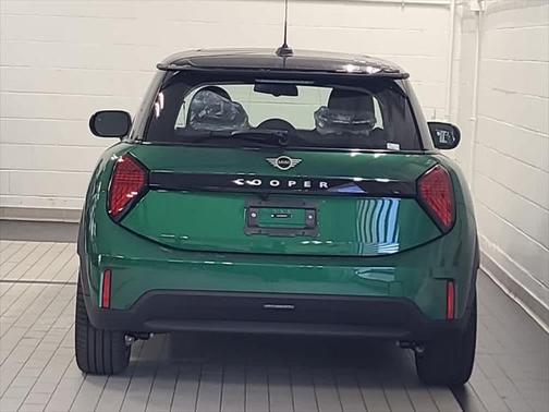 2025 MINI Hardtop Cooper