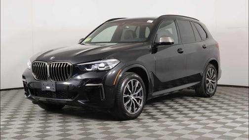 Black Sapphire Metallic 2022 BMW X5 M50i