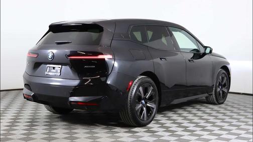 2024 BMW iX xDrive50