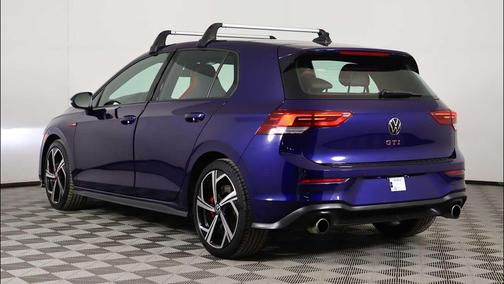2024 Volkswagen Golf GTI 2.0T SE DSG