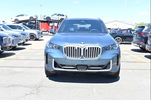 Blue Ridge Mountain Metallic 2026 BMW X5 xDrive40i