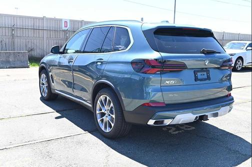 Blue Ridge Mountain Metallic 2026 BMW X5 xDrive40i