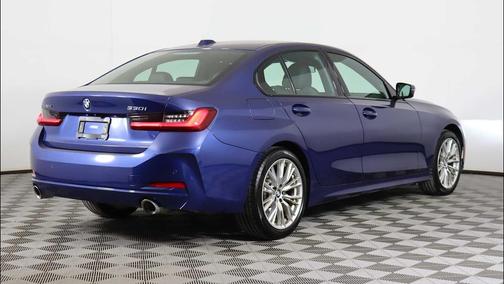 2023 BMW 330 xDrive