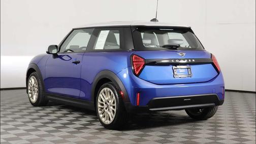 Icy Sunshine Blue Metallic 2025 MINI Hardtop Cooper