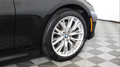 2024 BMW 330 xDrive
