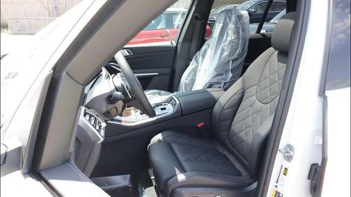 Alpine White 2026 BMW X5 PHEV xDrive50e