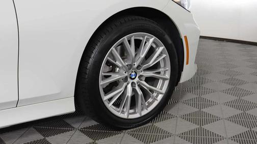 2023 BMW 330 xDrive