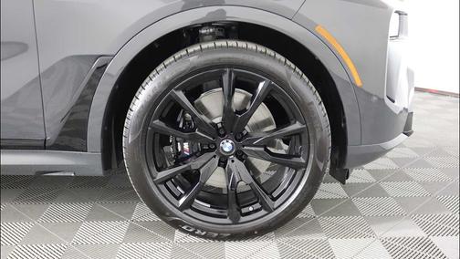 Dravit Grey Metallic 2026 BMW X7 xDrive40i