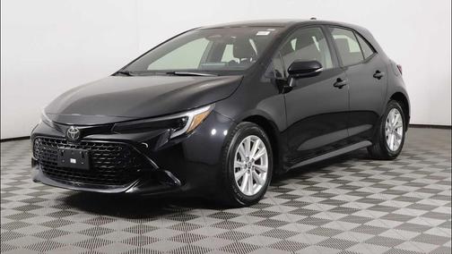 Midnight Black Metallic 2024 Toyota Corolla SE