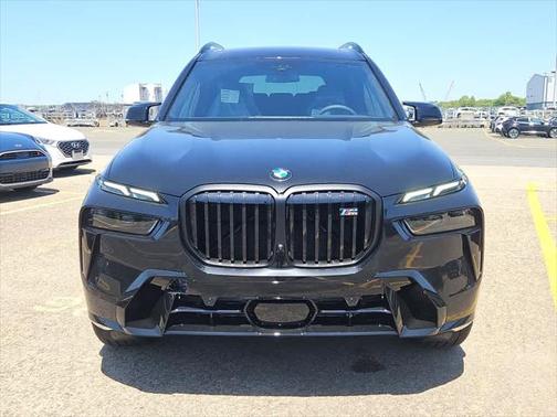 2026 BMW X7 M60i