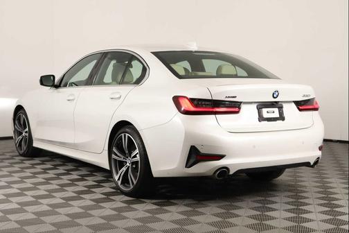 2022 BMW 330 xDrive