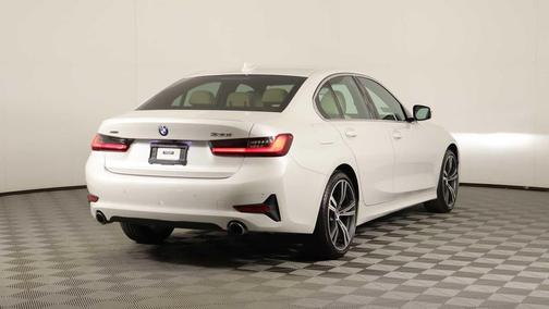 2022 BMW 330 xDrive