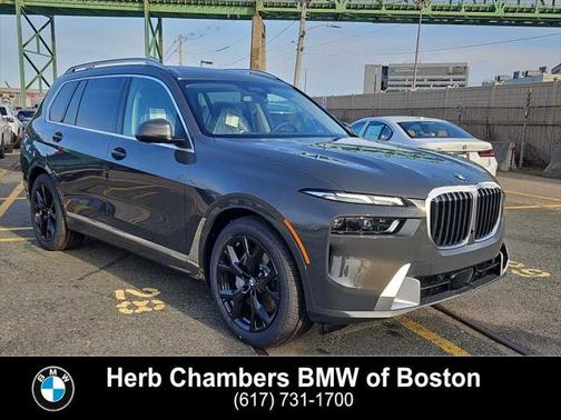 2025 BMW X7 xDrive40i