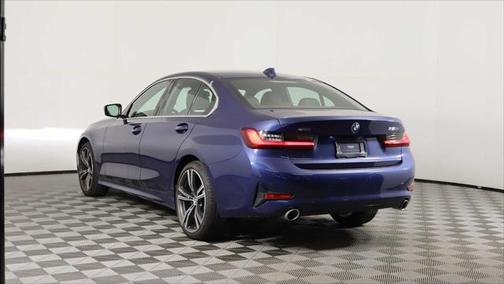 2022 BMW 330 xDrive