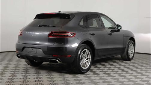 Volcano Grey 2017 Porsche Macan Macan
