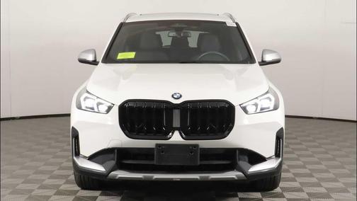 Alpine White 2023 BMW X1 xDrive28i