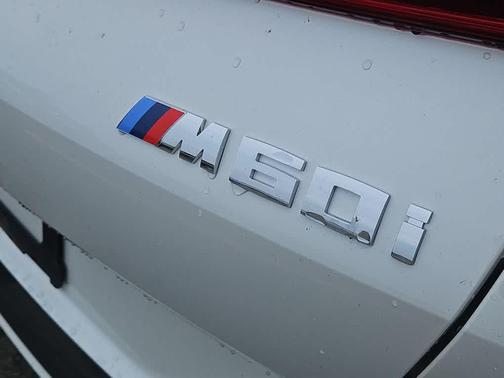 2026 BMW X6 M60i
