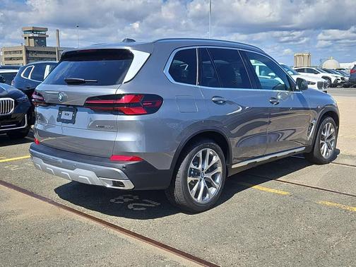 2026 BMW X5 PHEV xDrive50e