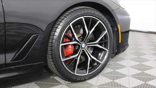 2022 BMW 530 i xDrive