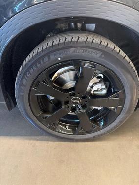Midnight Black II Metallic 2026 MINI Countryman Cooper S ALL4