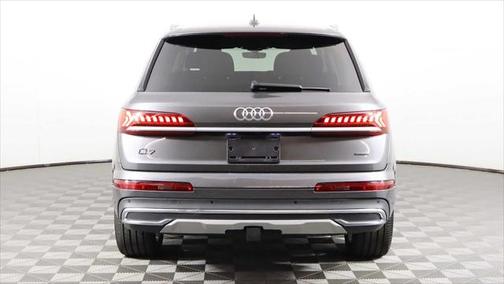 2020 Audi Q7 55 Premium Plus