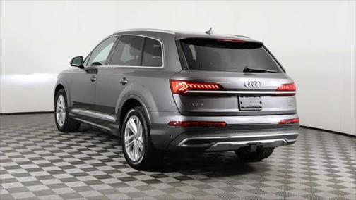 2020 Audi Q7 55 Premium Plus