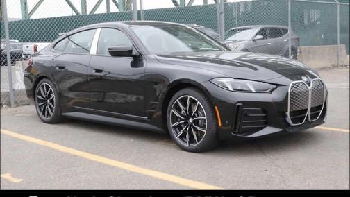 Black Sapphire Metallic 2026 BMW i4 Gran Coupe xDrive40