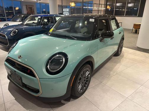 Ocean Wave Green Metallic 2026 MINI Hardtop Cooper S