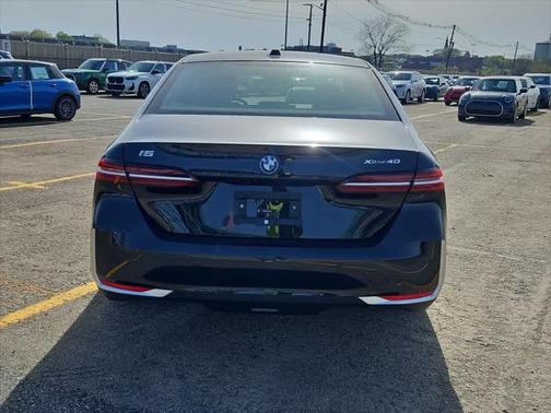 2025 BMW i5 xDrive40