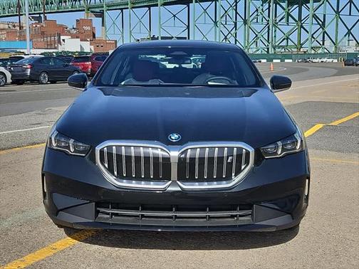2025 BMW i5 xDrive40