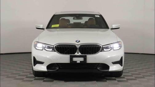 Mineral White Metallic 2022 BMW 330 xDrive