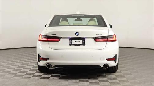 2022 BMW 330 xDrive