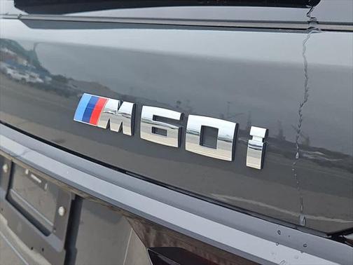 2026 BMW X7 M60i