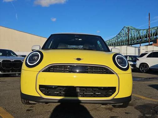 2025 MINI Hardtop Cooper
