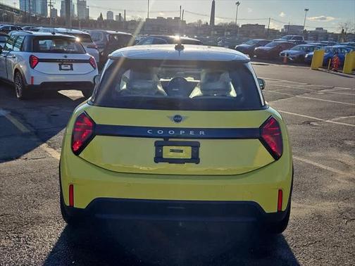 2025 MINI Hardtop Cooper