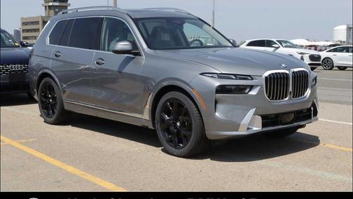 Skyscraper Grey Metallic 2026 BMW X7 xDrive40i