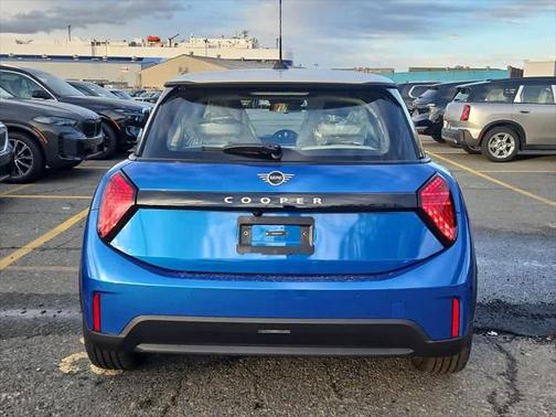 2025 MINI Hardtop Cooper