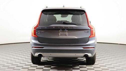 2018 Volvo XC90 T5 Momentum