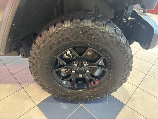 Anvil Clear Coat 2024 Jeep Wrangler Willys